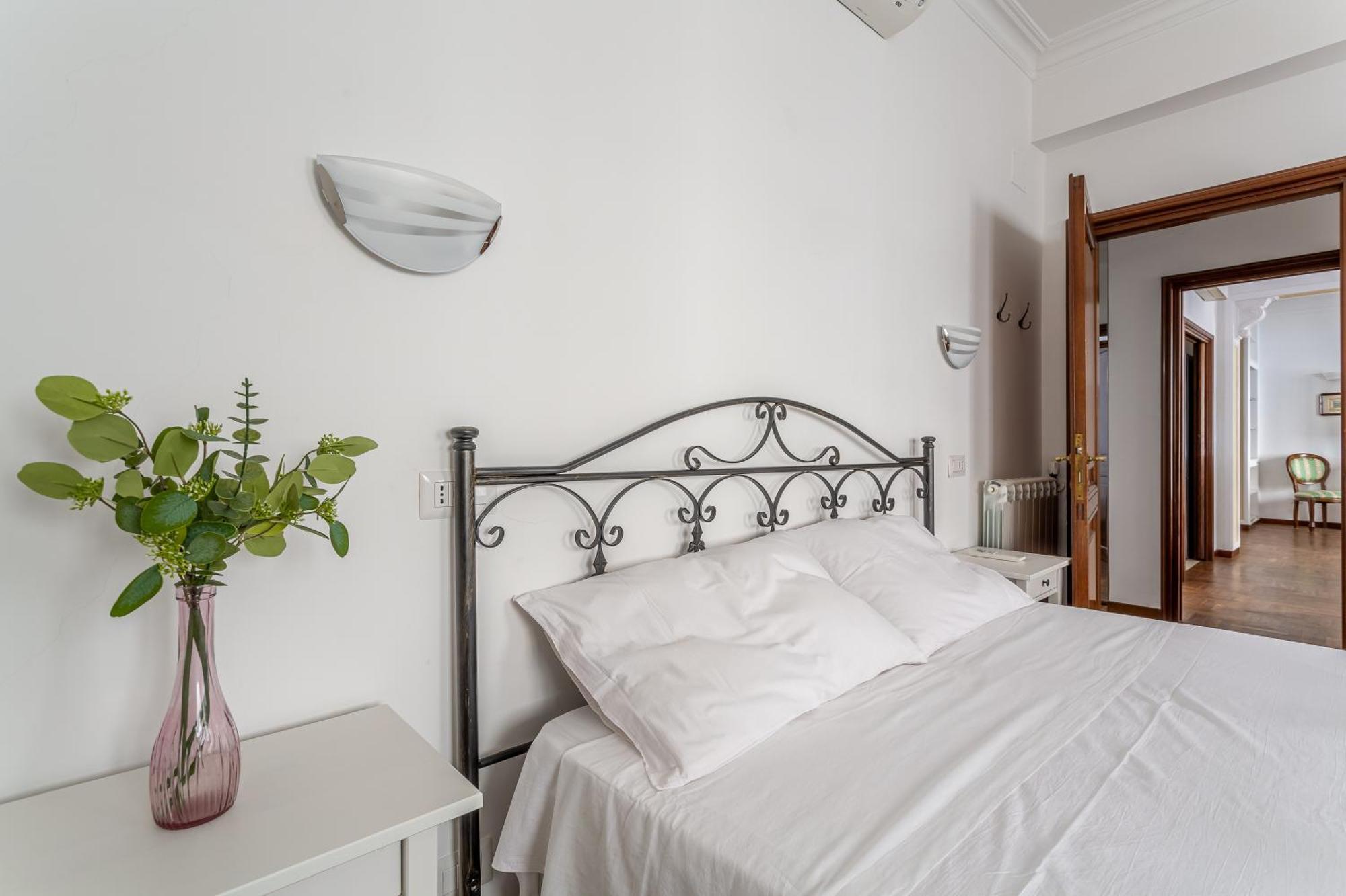 Iflat Vatican Spacious Apartment With Terrace โรม ภายนอก รูปภาพ