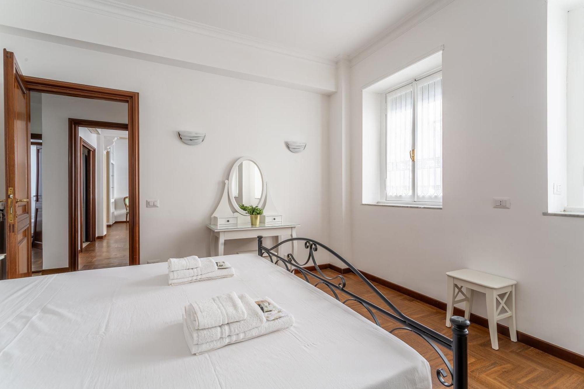 Iflat Vatican Spacious Apartment With Terrace โรม ภายนอก รูปภาพ