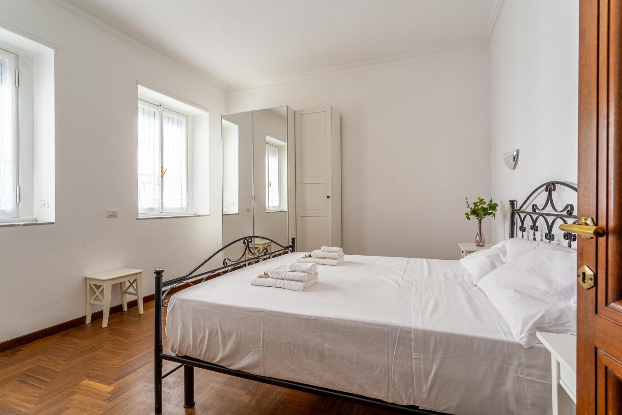 Iflat Vatican Spacious Apartment With Terrace โรม ภายนอก รูปภาพ