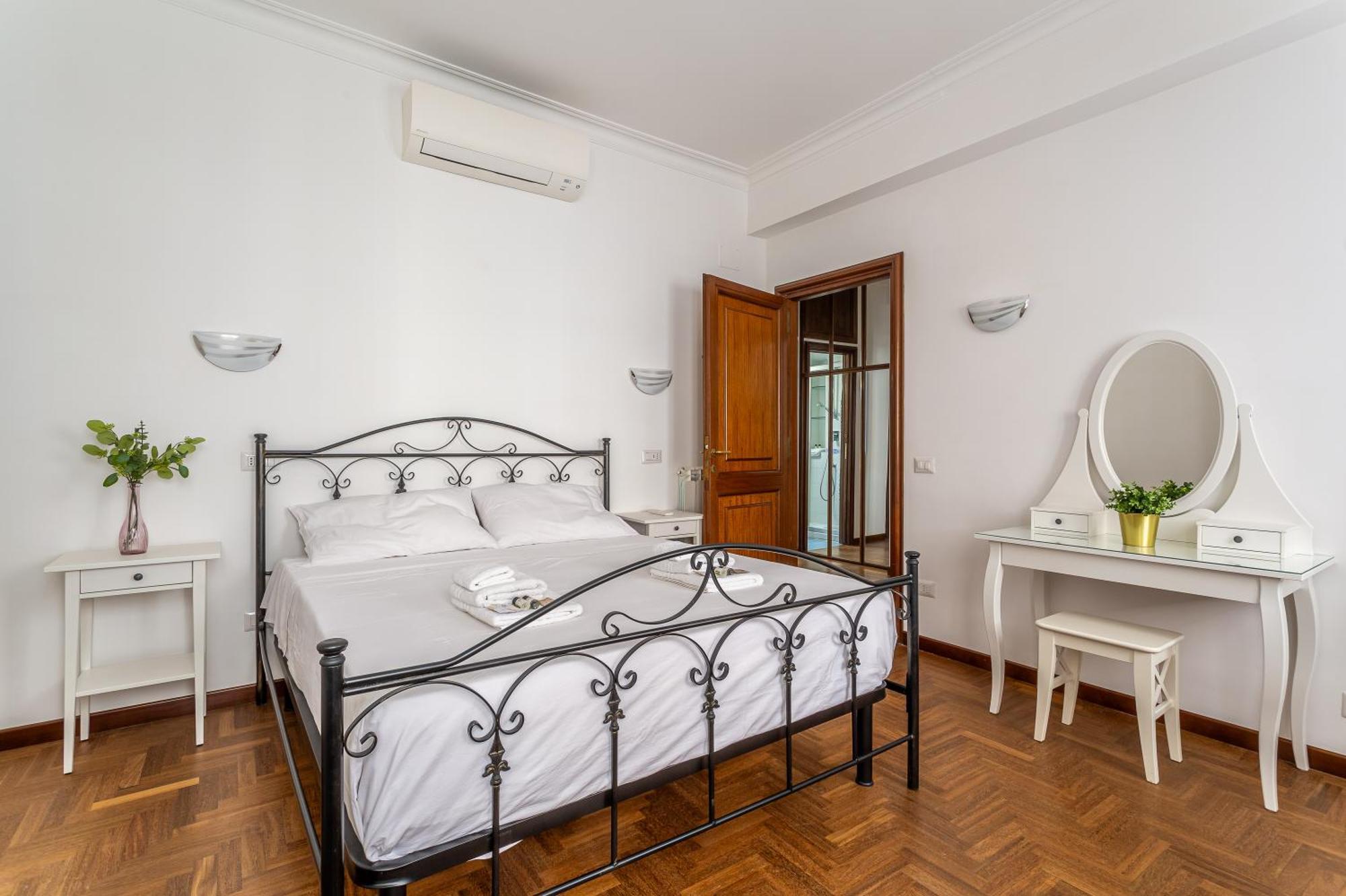 Iflat Vatican Spacious Apartment With Terrace โรม ภายนอก รูปภาพ